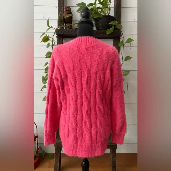 Lucky Brand: Pink Fuzzy Cable Knit V Necklace Sweater - Picture 8 of 17